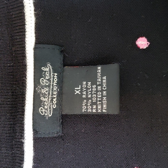Peck & Peck black sweater, 3/4 sleeves, white and pink dots - Picture 2 of 4
